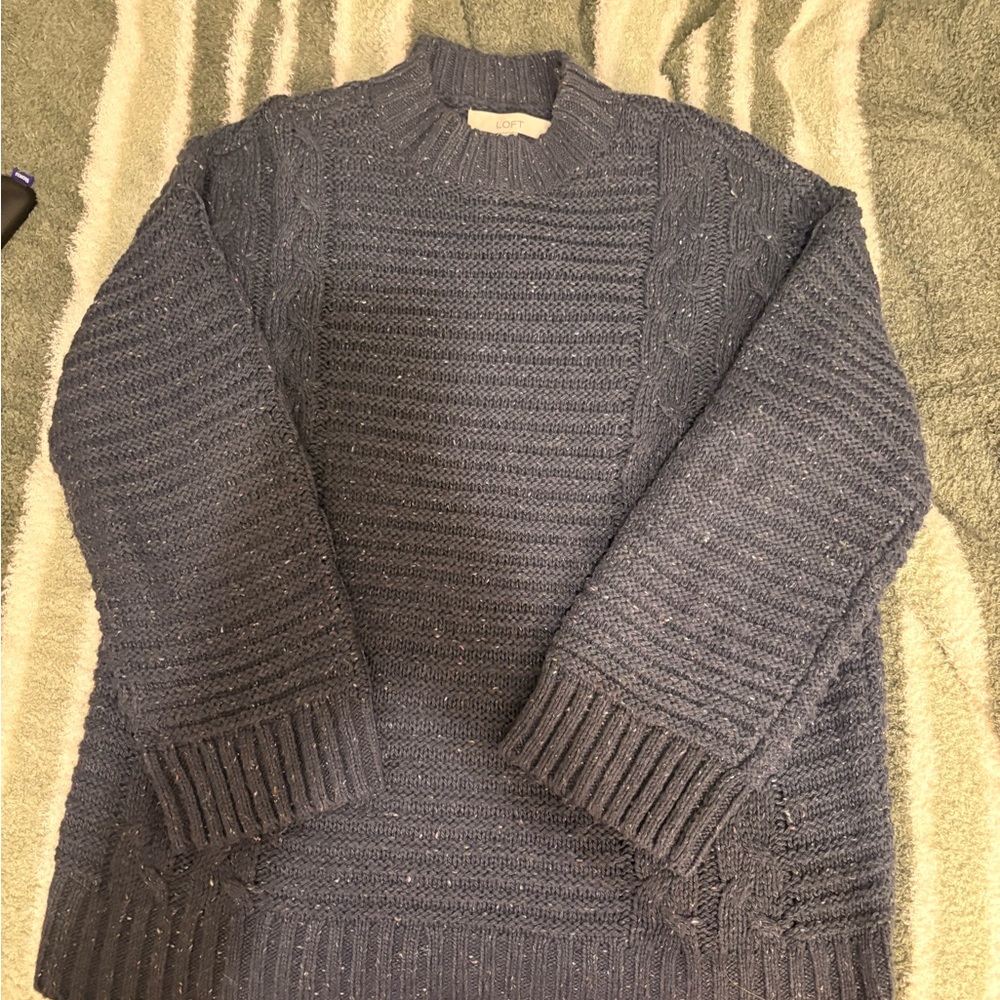 LOFT Women's Charcoal Crewneck Sweater